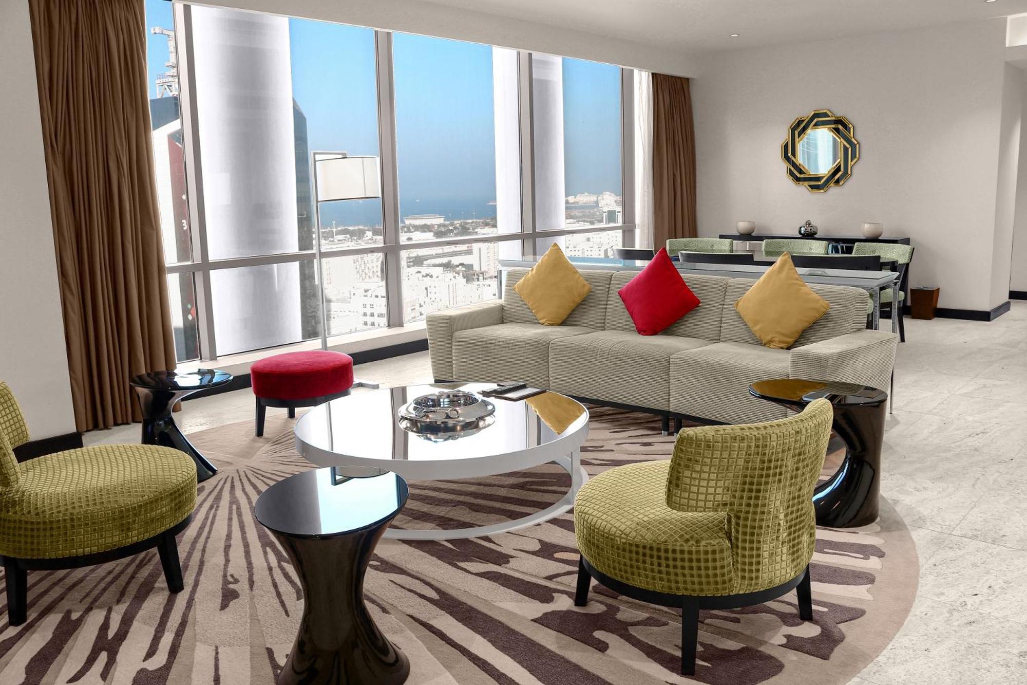 Hotel Millennium Plaza Doha Exterior foto A living room